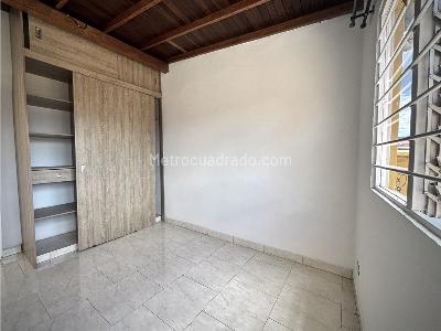 Casa de 4 alcobas en venta en El Salvador, Medellín, 134 m² · foto 10 de 16