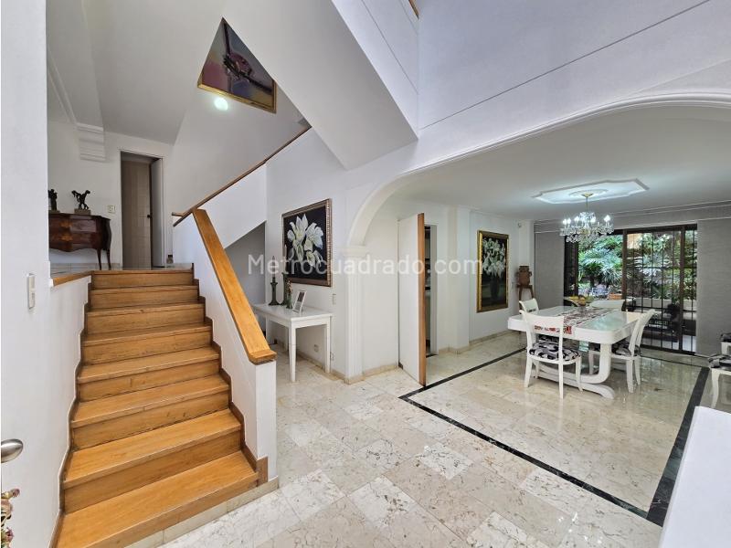 Casa en Venta, Poblado, Medellín - Widok 2