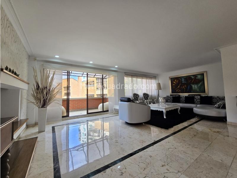 Casa en Venta, Poblado, Medellín - Widok 3