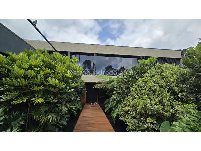 Casa de 4 alcobas en venta en Llanogrande, Rionegro, 1643 m² · foto 5 de 20