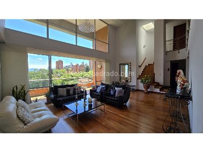 Apartamento de 4 alcobas en venta en Loma Los Benedictinos, Envigado, 261 m² · foto 2 de 20