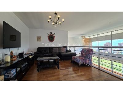 Apartamento de 4 alcobas en venta en Loma Los Benedictinos, Envigado, 261 m² · foto 14 de 20
