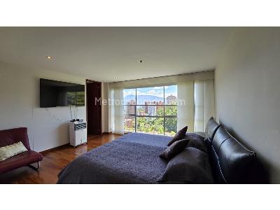 Apartamento de 4 alcobas en venta en Loma Los Benedictinos, Envigado, 261 m² · foto 15 de 20