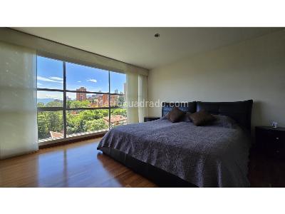 Apartamento de 4 alcobas en venta en Loma Los Benedictinos, Envigado, 261 m² · foto 16 de 20