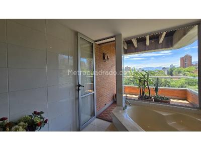 Apartamento de 4 alcobas en venta en Loma Los Benedictinos, Envigado, 261 m² · foto 19 de 20