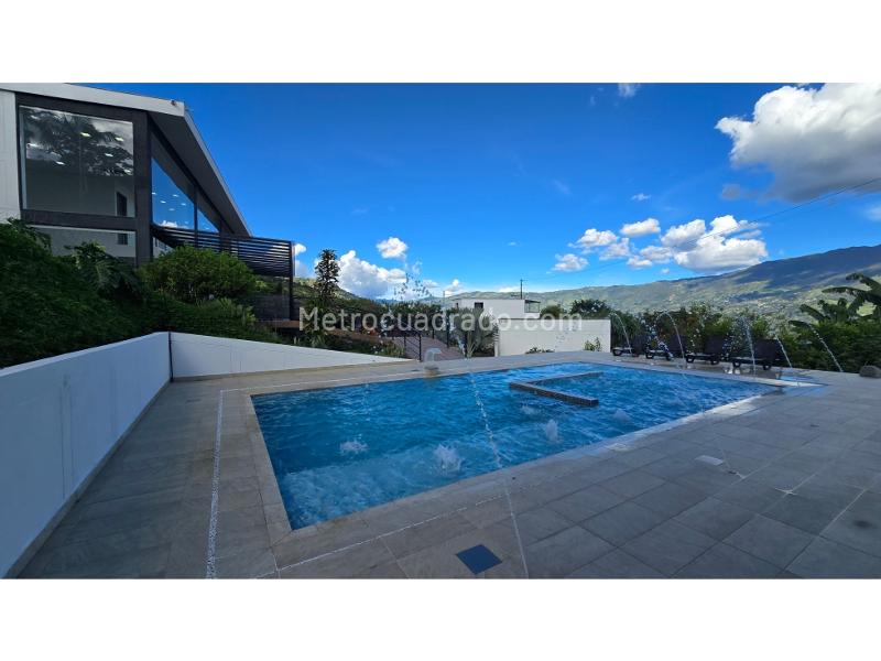 Finca en Arriendo, Vereda El Zarzal, Copacabana - 4