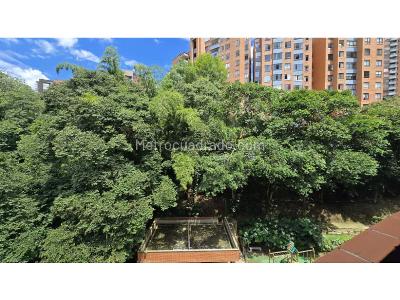 Apartamento de 3 alcobas en venta en El Poblado, Medellín, 157 m² · foto 5 de 20