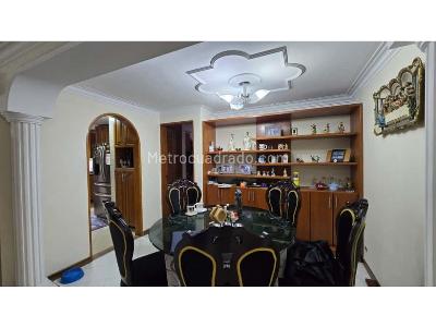 Apartamento de 3 alcobas en venta en El Poblado, Medellín, 157 m² · foto 7 de 20