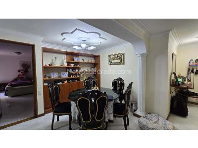 Apartamento de 3 alcobas en venta en El Poblado, Medellín, 157 m² · foto 8 de 20