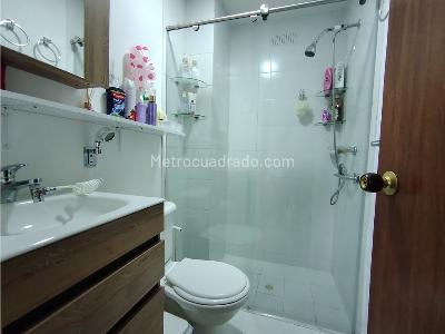 Apartamento en venta en Loma De Los Bernal, Medellín · foto 8 de 15