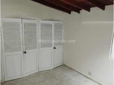 Apartamento de 4 alcobas en venta en Belen, Medellín, 213 m² · foto 7 de 10