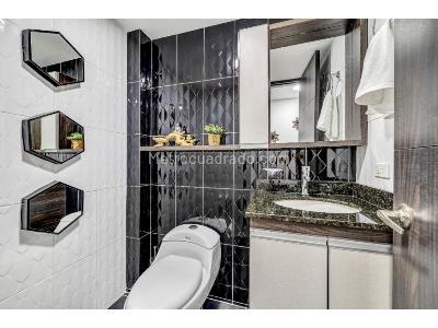 Apartamento de 3 alcobas en venta en Laureles, Medellín, 102 m² · foto 8 de 13