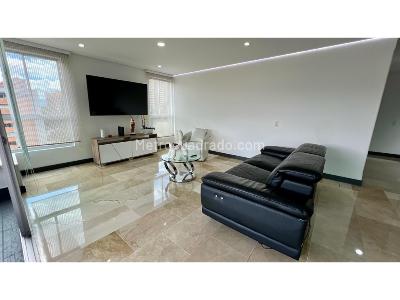 Apartamento de 3 alcobas en venta en El Poblado, Medellín, 139 m² · foto 3 de 12