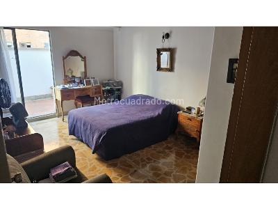 Apartamento de 4 alcobas en venta en Laureles, Medellín, 264 m² · foto 10 de 14