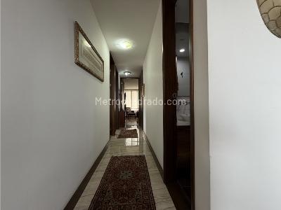 Apartamento de 3 alcobas en venta en El Poblado, Medellín, 105 m² · foto 20 de 20