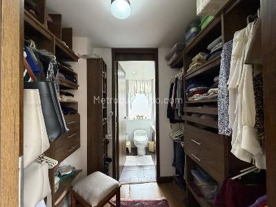 Apartamento de 3 alcobas en venta en El Poblado, Medellín, 105 m² · foto 15 de 20