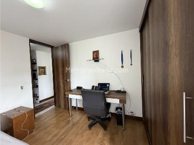 Apartamento de 3 alcobas en venta en El Poblado, Medellín, 105 m² · foto 19 de 20
