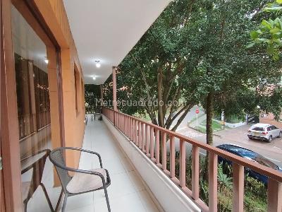 Apartamento de 3 alcobas en venta en Laureles, Medellín, 94 m² · foto 4 de 15