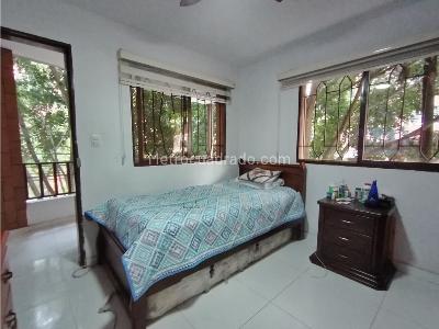 Apartamento de 3 alcobas en venta en Laureles, Medellín, 94 m² · foto 13 de 15