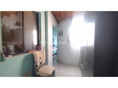 Casa de 2 alcobas en venta en Robledo, Medellín, 47 m² · foto 3 de 9