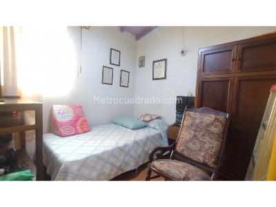 Casa de 2 alcobas en venta en Robledo, Medellín, 47 m² · foto 7 de 9