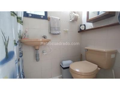 Casa de 2 alcobas en venta en Robledo, Medellín, 47 m² · foto 8 de 9