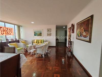 Apartamento en venta en Centro, Medellín · foto 2 de 17