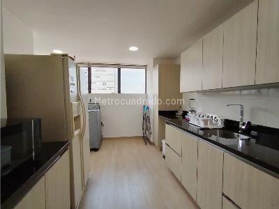 Apartamento en venta en Centro, Medellín · foto 4 de 17