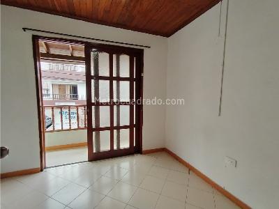 Casa de 5 alcobas en venta en Guayabal, Medellín, 130 m² · foto 8 de 20