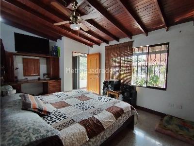 Casa de 4 alcobas en venta en Belen Malibu 2, Medellín, 163 m² · foto 10 de 16