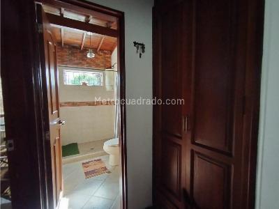 Casa de 4 alcobas en venta en Belen Malibu 2, Medellín, 163 m² · foto 11 de 16