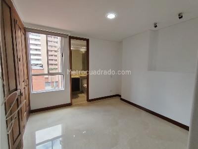 Apartamento de 3 alcobas en venta en Laureles, Medellín, 128 m² · foto 9 de 20