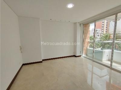 Apartamento de 3 alcobas en venta en Laureles, Medellín, 128 m² · foto 11 de 20