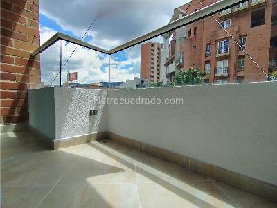 Apartamento de 3 alcobas en venta en Laureles, Medellín, 128 m² · foto 12 de 20
