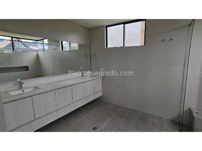 Casa de 4 alcobas en venta en Carmen De Viboral, Rionegro · foto 18 de 20