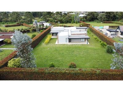 Casa de 4 alcobas en venta en Carmen De Viboral, Rionegro · foto 2 de 20