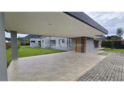 Casa de 4 alcobas en venta en Carmen De Viboral, Rionegro · foto 4 de 20