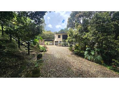 Casa de 3 alcobas en venta en Carmen De Viboral, Rionegro · foto 2 de 20