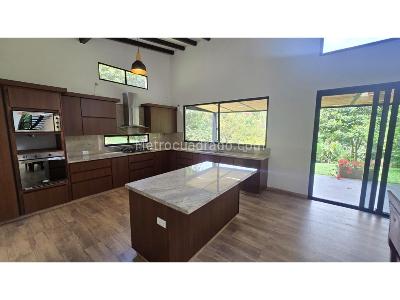 Casa de 3 alcobas en venta en Carmen De Viboral, Rionegro · foto 8 de 20