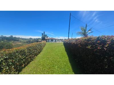 Casa de 4 alcobas en venta en Vereda Los Pinos, Rionegro · foto 5 de 15
