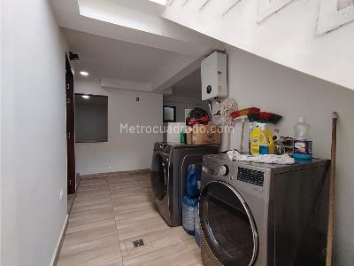 Casa de 5 alcobas en venta en Calasanz, Medellín, 450 m² · foto 14 de 14
