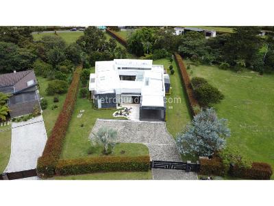 Casa de 4 alcobas en venta en Carmen De Viboral, Rionegro · foto 4 de 20