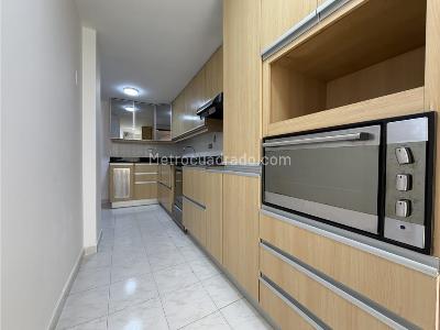 Casa de 4 alcobas en venta en El Chocho, Envigado, 204 m² · foto 10 de 19