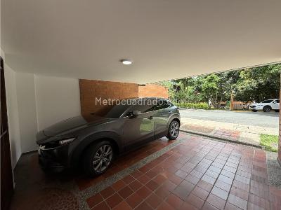 Casa de 4 alcobas en venta en El Chocho, Envigado, 204 m² · foto 19 de 19