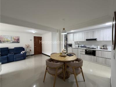 Apartamento de 3 alcobas en venta en El Poblado, Medellín, 88 m² · foto 3 de 18