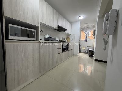 Apartamento de 3 alcobas en venta en El Poblado, Medellín, 88 m² · foto 8 de 18