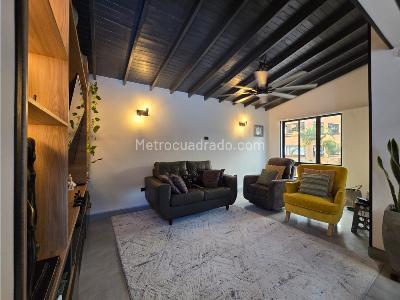 Casa de 4 alcobas en venta en Santa Monica, Medellín, 200 m² · foto 4 de 16