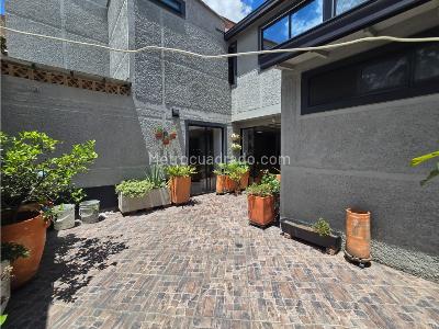 Casa de 4 alcobas en venta en Santa Monica, Medellín, 200 m² · foto 13 de 16