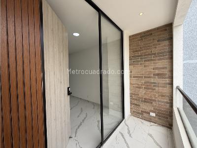 Apartamento en venta en Prado Centro, Medellín · foto 3 de 13