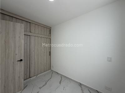Apartamento de 2 alcobas en venta en Prado Centro, Medellín, 69 m² · foto 9 de 13